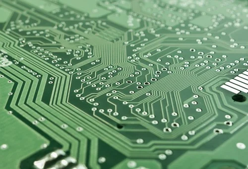 1650512301180950.png board-453758__340.png